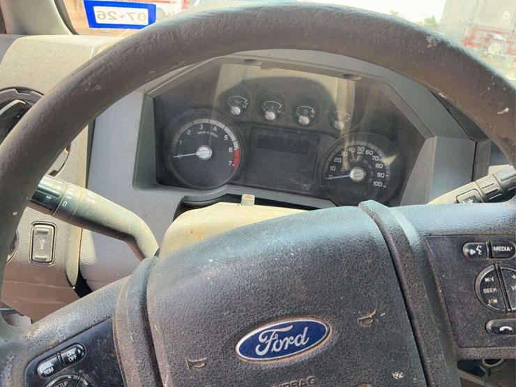 2012-ford-f250-image-21