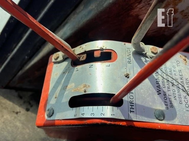 allis-chalmers-200-image-35