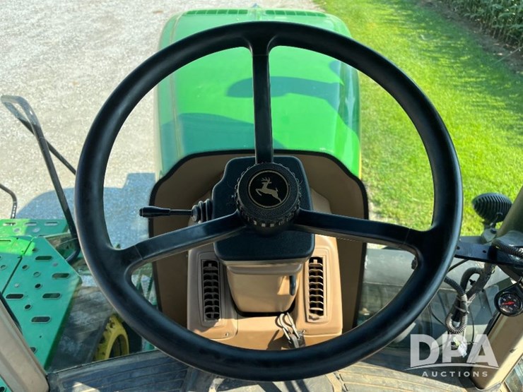 2010-john-deere-9530t-image-60