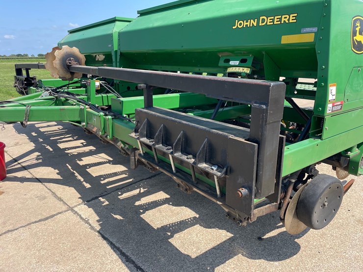john-deere-1590-image-8