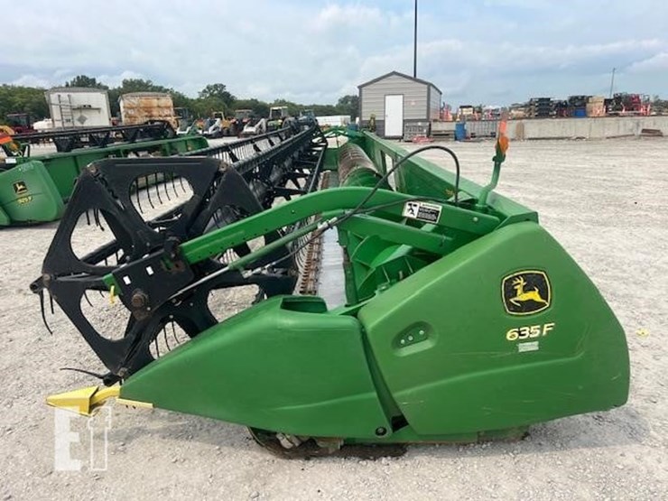 2011-john-deere-635f-image-2