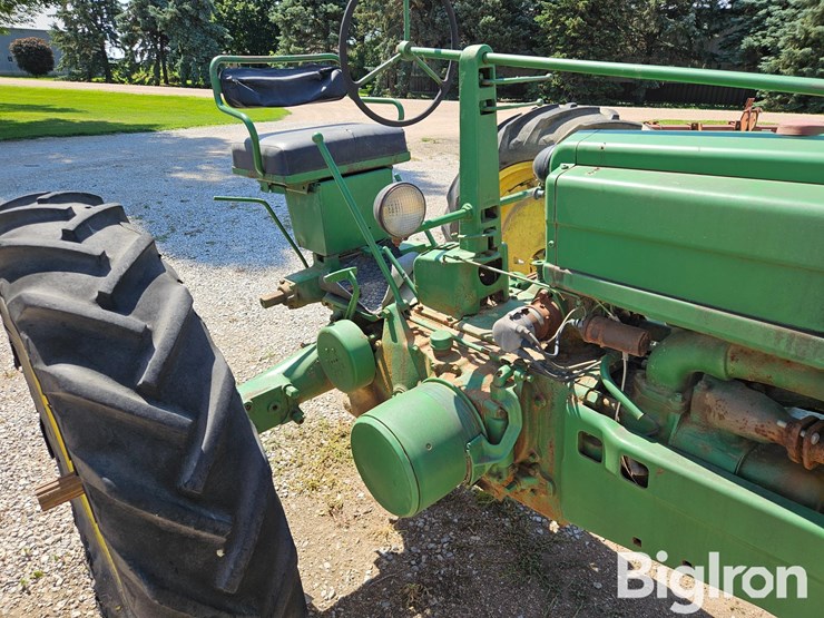 1947-john-deere-b-image-15