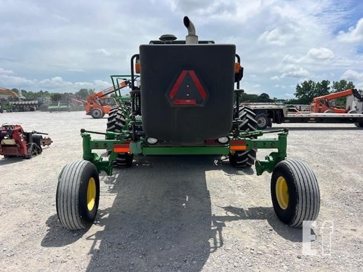 2011-john-deere-r450-image-6