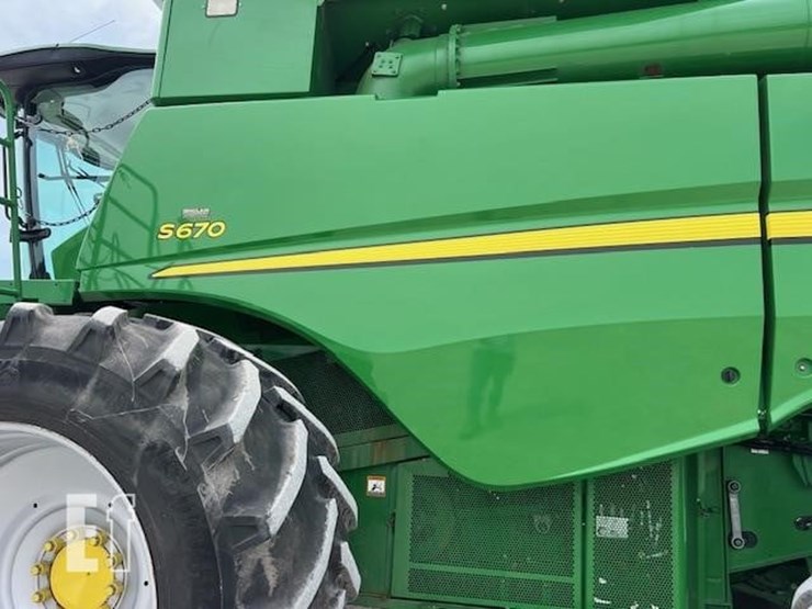 2014-john-deere-s670-image-61
