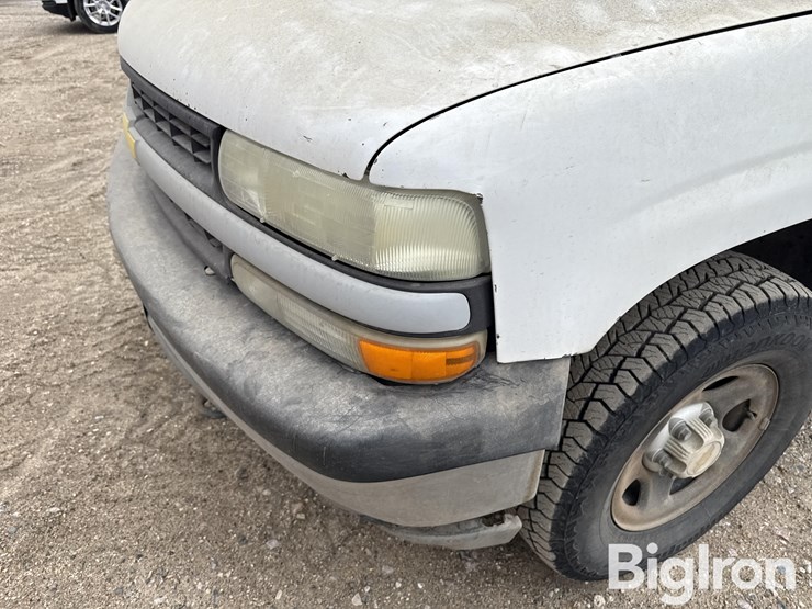 2002-chevrolet-silverado-1500-image-9