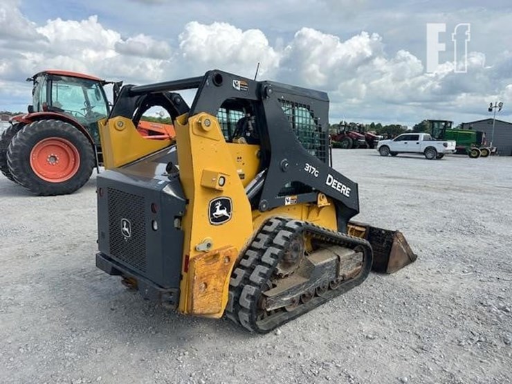 deere-317g-image-5