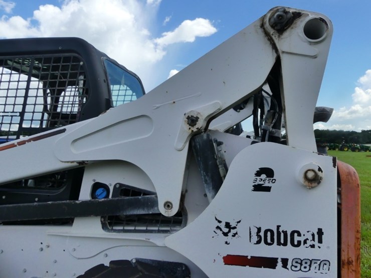 2016-bobcat-s850-image-8