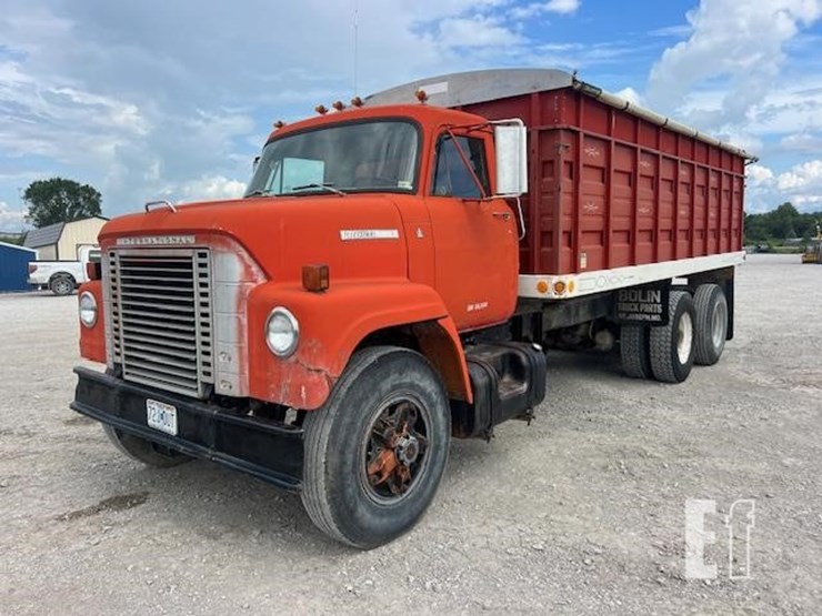 1974-international-fleetstar-image-1