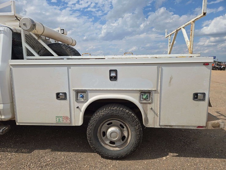 ford-f350-image-11