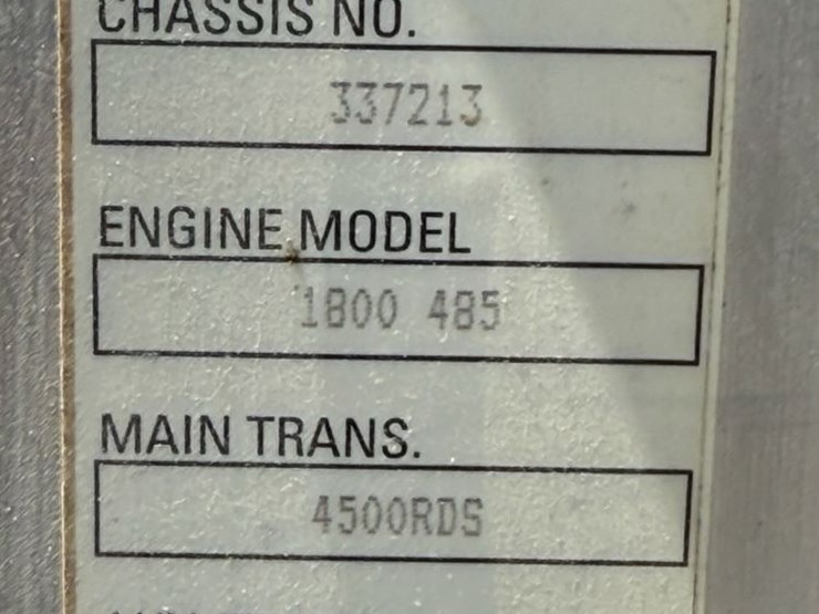 2012-kenworth-t800-image-24