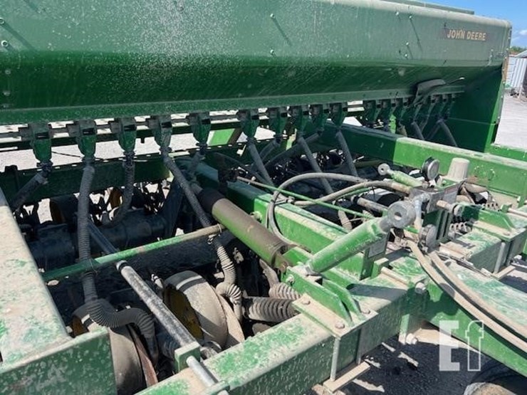 1993-john-deere-750-image-15