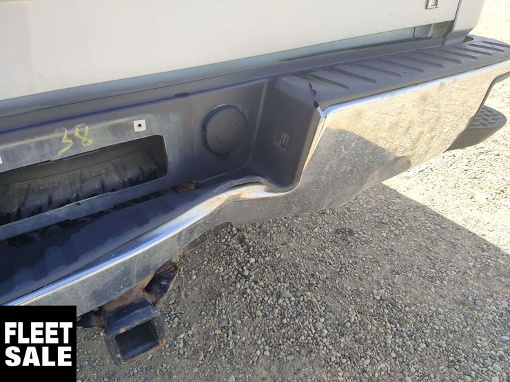 2018-chevrolet-silverado-1500-image-32