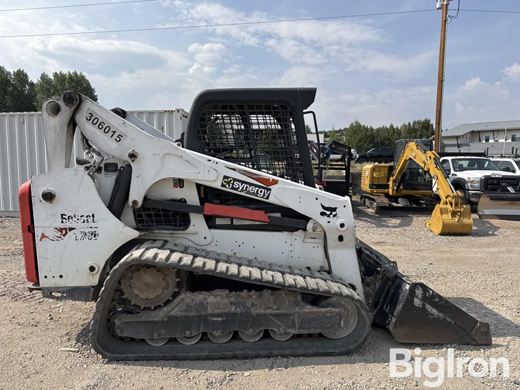 2019-bobcat-t740-image-4