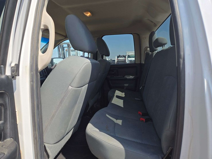 2014-ram-1500-tradesman-image-10