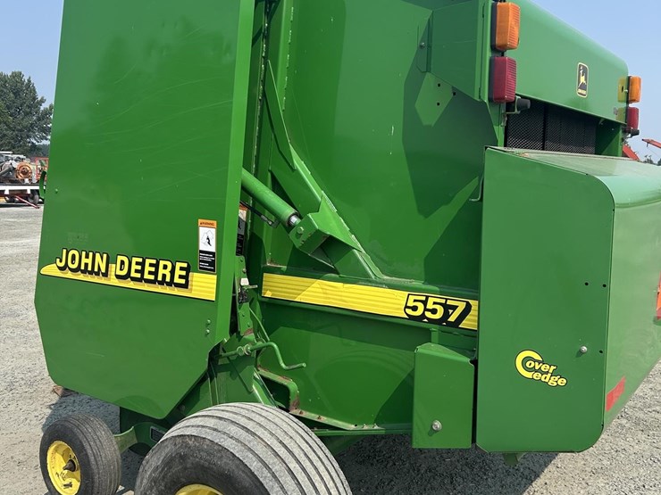 2001-john-deere-557-image-6