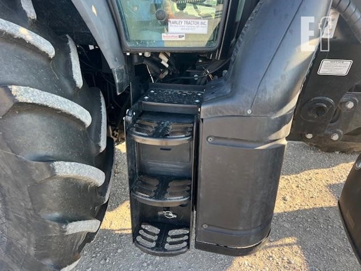 2020-case-ih-maxxum-150-image-24