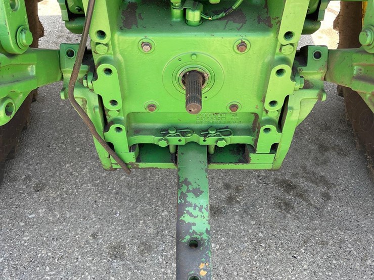 john-deere-7210-image-22