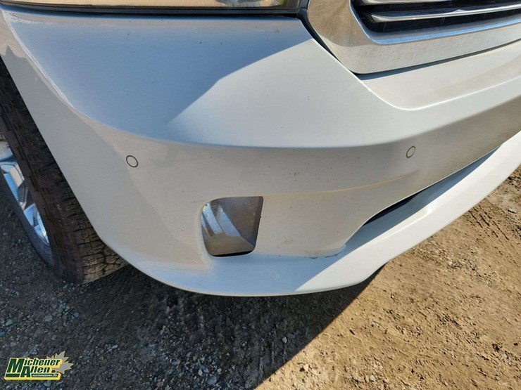 2016-ram-1500-laramie-image-26