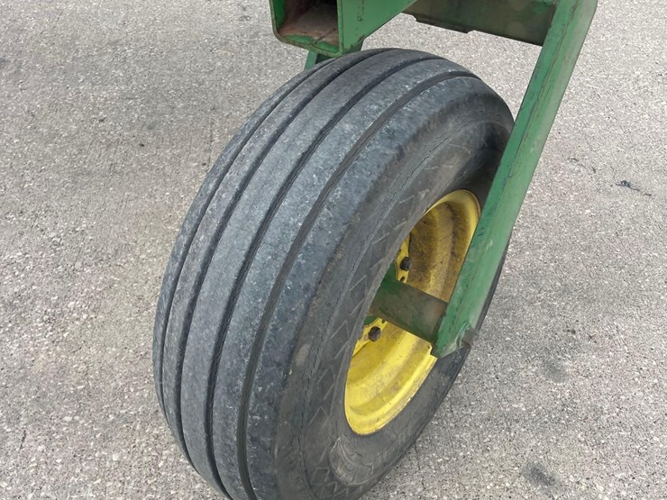 john-deere-250-image-8
