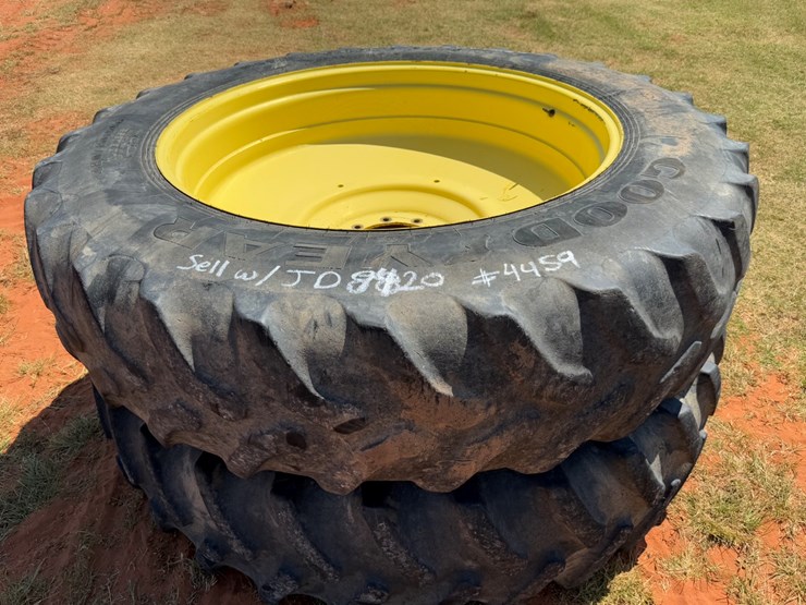 john-deere-8420-image-30