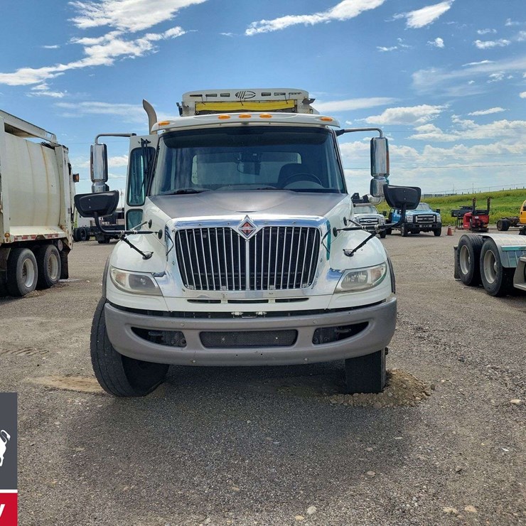2015 INTERNATIONAL WORKSTAR 7400