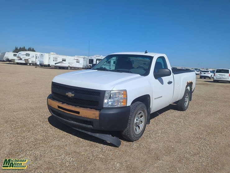 2010-chevrolet-silverado-1500-image-17