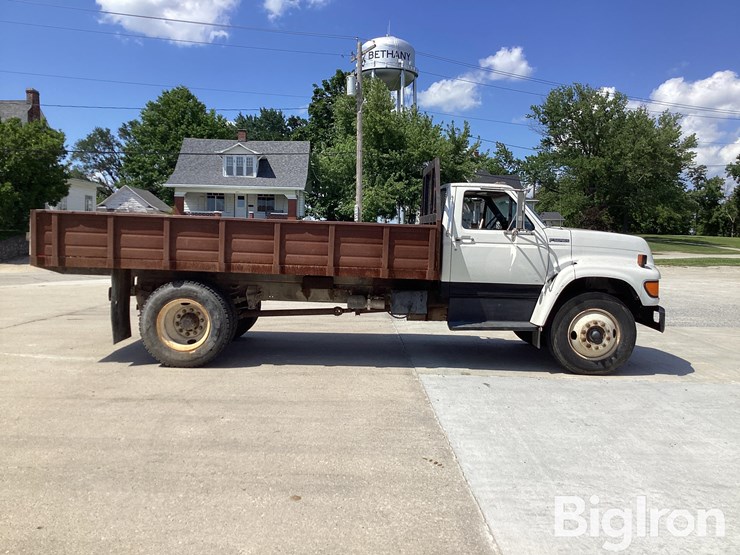 1998-ford-f700-image-4