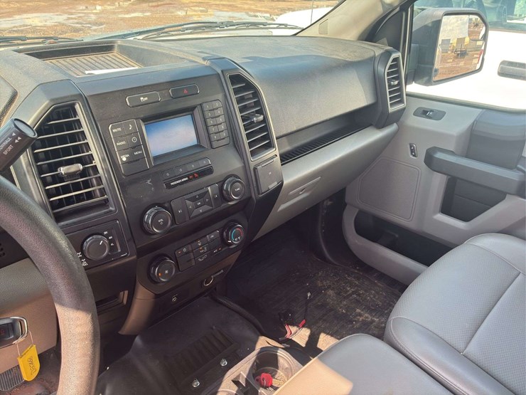 2015-ford-f150-lariat-image-10