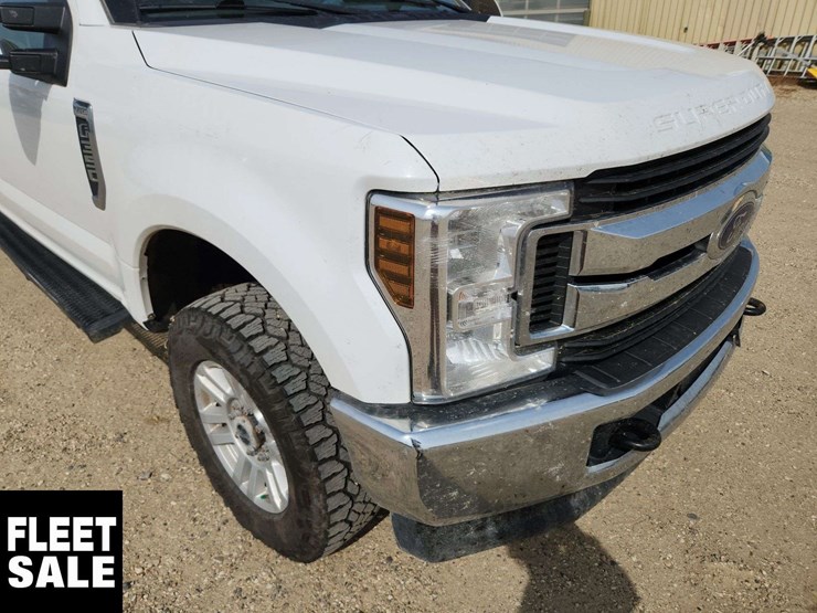 2019-ford-f350-image-30
