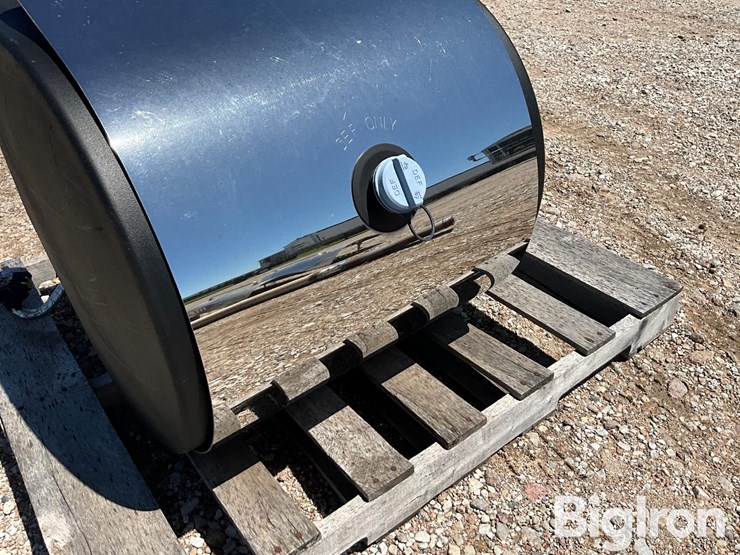 peterbilt-truck-tractor-def-tank-&-components-image-19