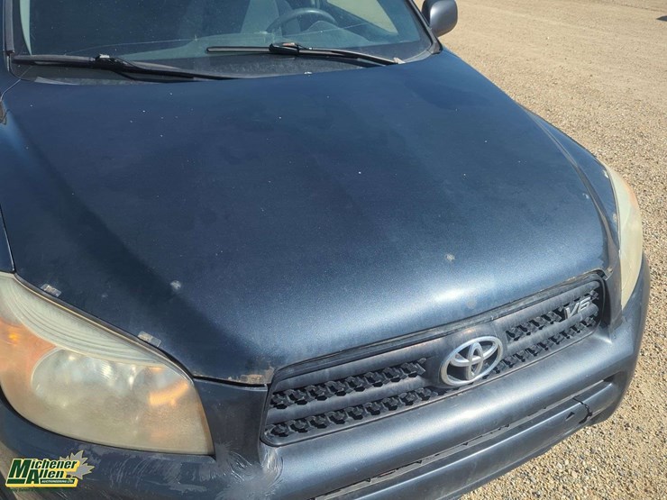 2008-toyota-rav4-image-24
