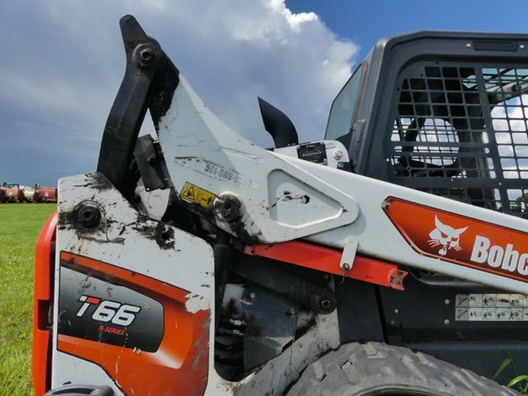 2022-bobcat-t66-image-8