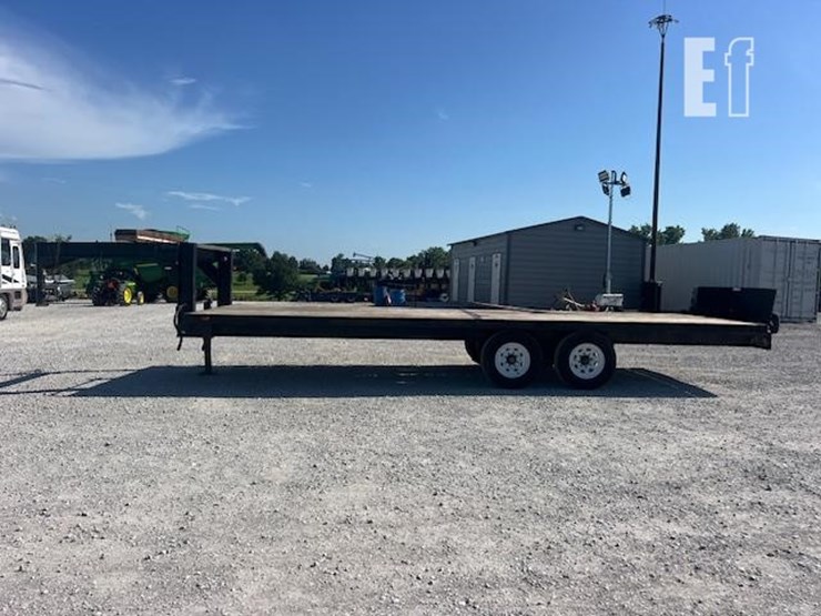 2025-shop-built-trailer-image-9