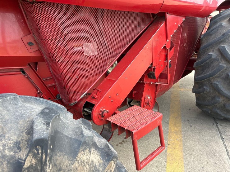 case-ih-2388-image-30