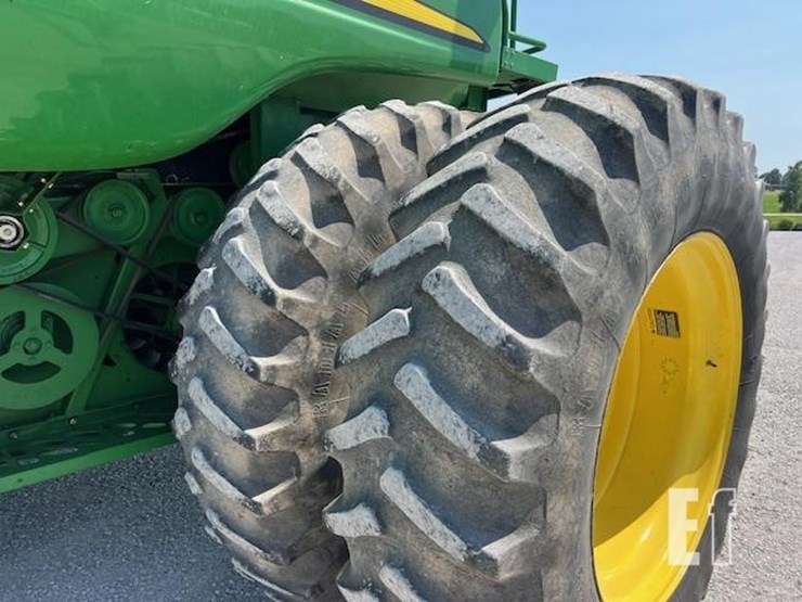 2009-john-deere-9670-sts-image-25