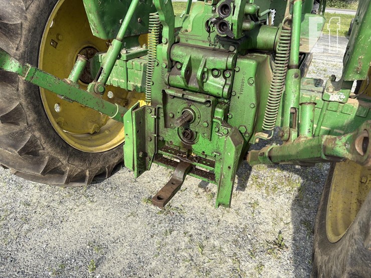 1965-john-deere-2010-image-7