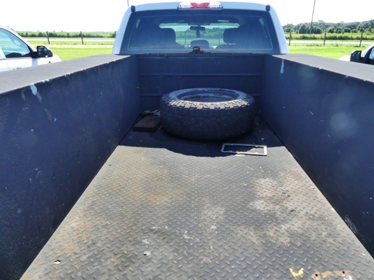 2019-ford-f250-xl-image-5