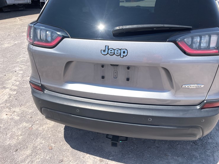 2019-jeep-cherokee-image-18