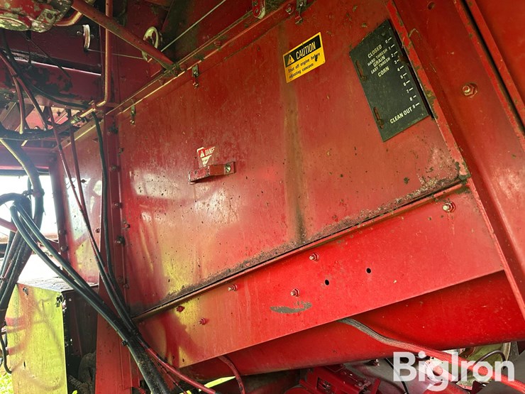 1989-case-ih-1660-image-19