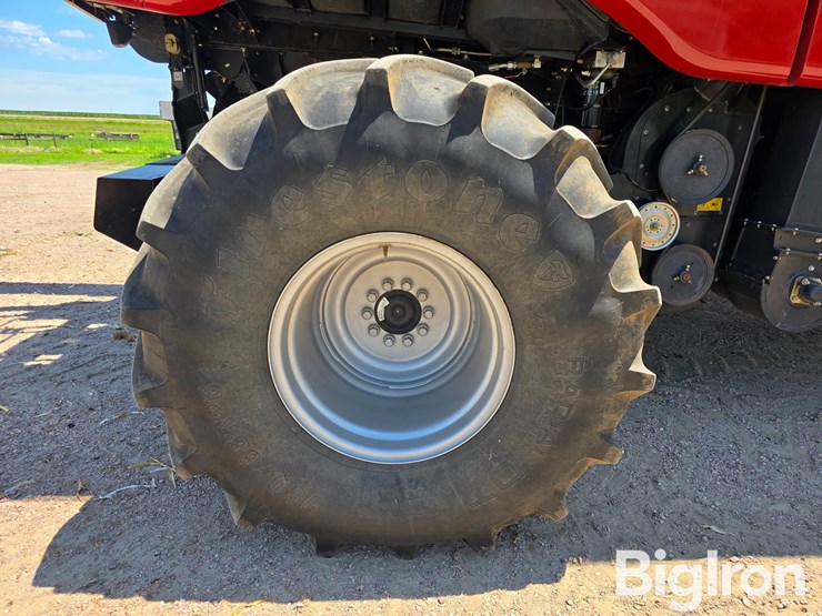 2016-case-ih-8240-image-18
