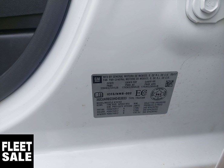2017-chevrolet-silverado-1500-lt-image-5