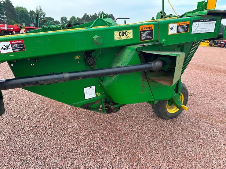 john-deere-820-image-29