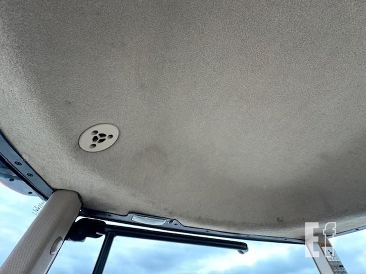 2007-john-deere-8430-image-28