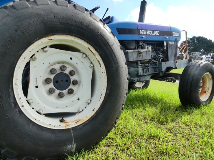 new-holland-3930-image-6