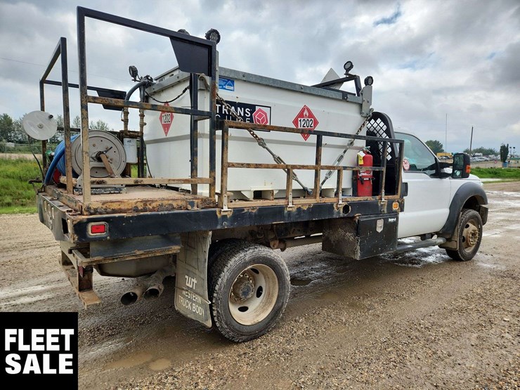 2016-ford-f550-image-4