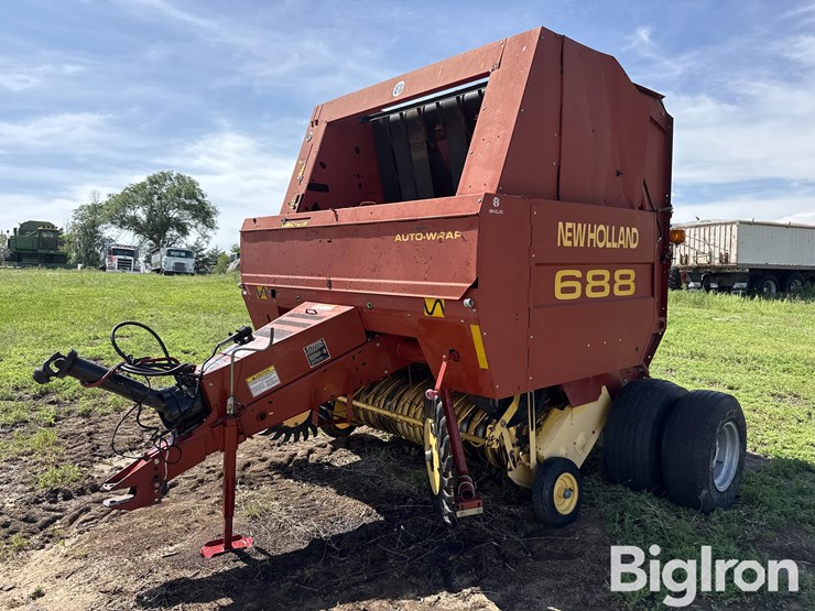 2001-new-holland-688-image-1