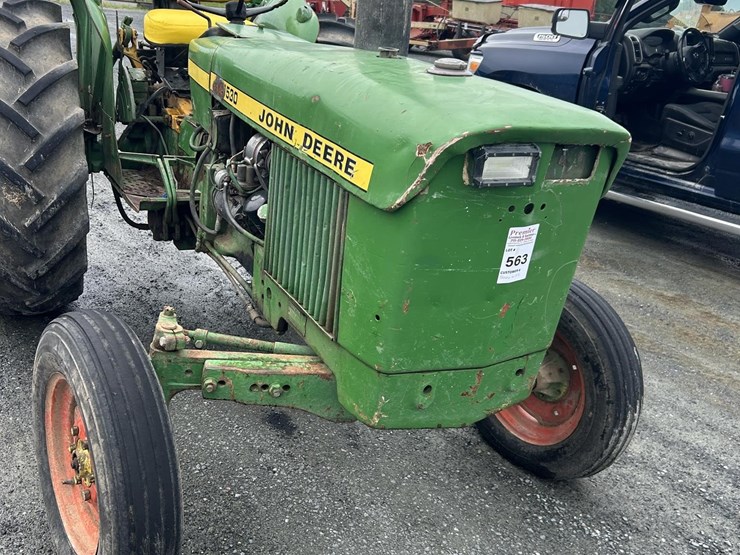 1974-john-deere-1530-image-2