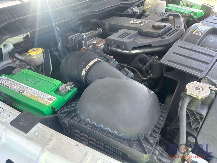 2012-ram-4500-versalift-el29n-03-bucket-truck-image-14