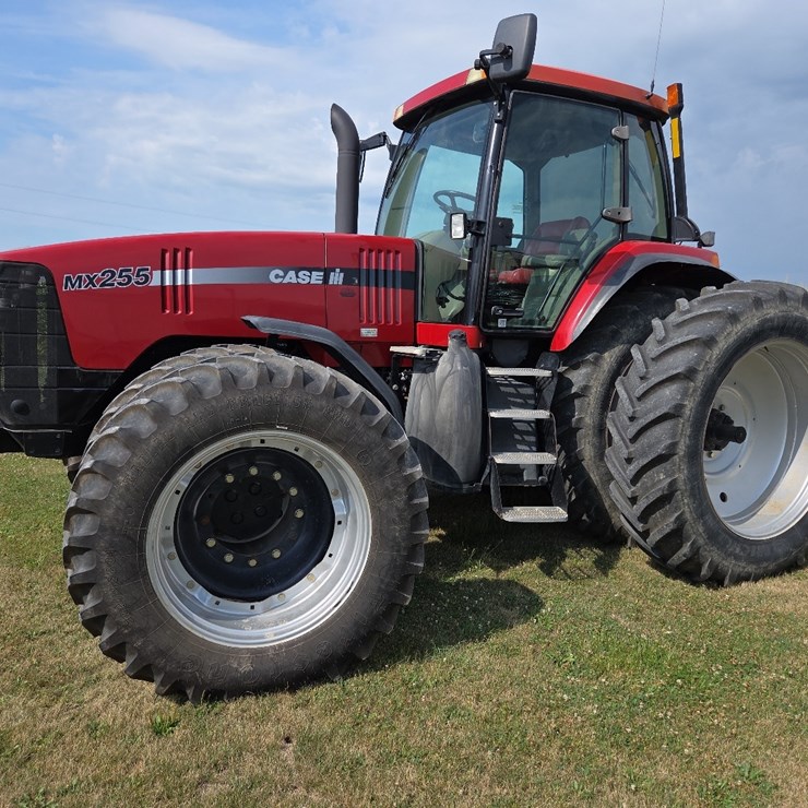 2003 CIH MX255 MFWD tractor
