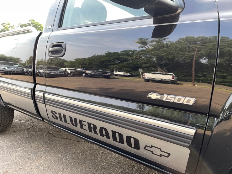 2002-chevrolet-silverado-1500-z71-image-34